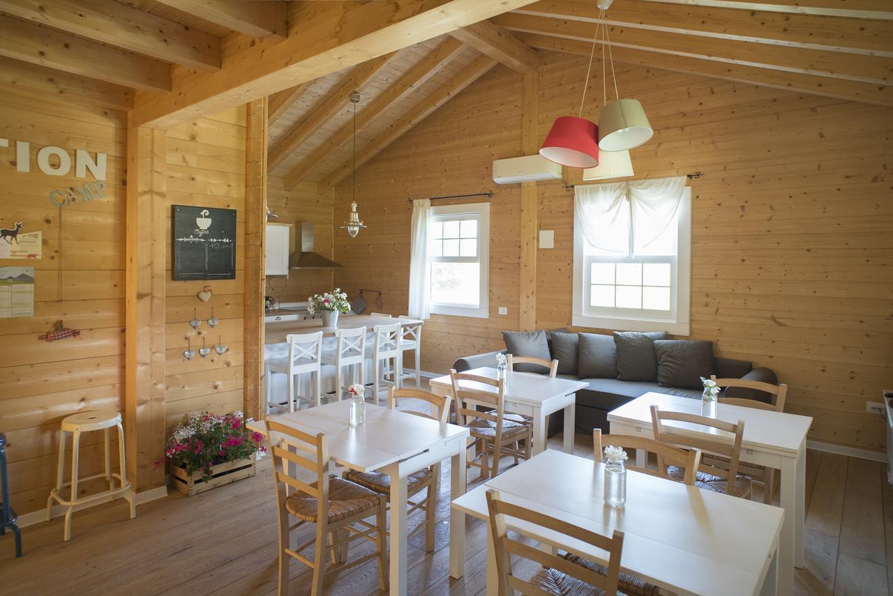 Evolution Camp Hotel Sant'Ippolito ภายนอก รูปภาพ